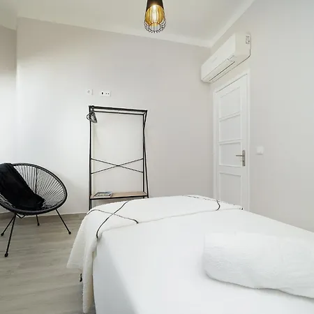 Spacious Stylish 公寓 波尔蒂芒